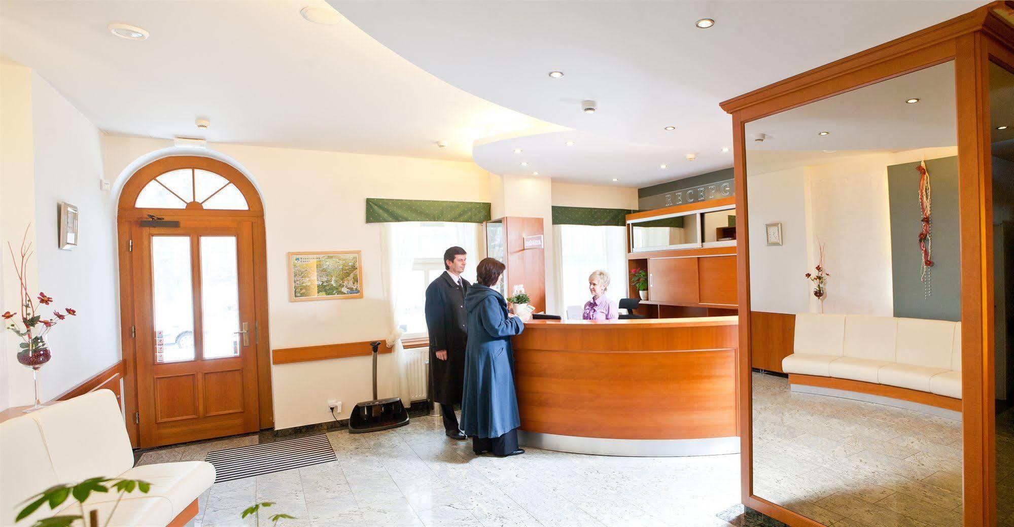 Hotel Reza Františkovy Lázně المظهر الخارجي الصورة